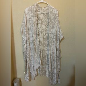 VICI floral cover size large